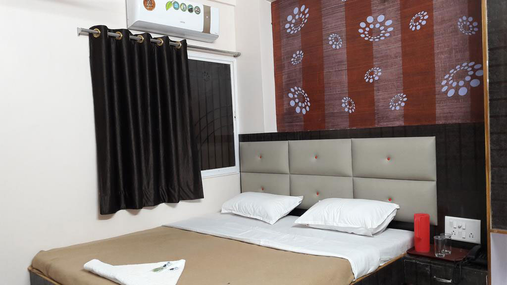 regularroom-hotelregencyaurangabad-Grobizz.in-6