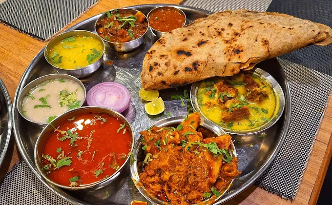 maincourse-HotelMavala-Grobizz.in-1