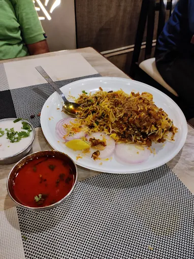 maincourse-HotelMavala-Grobizz.in-3
