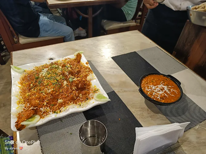 maincourse-HotelMavala-Grobizz.in-5