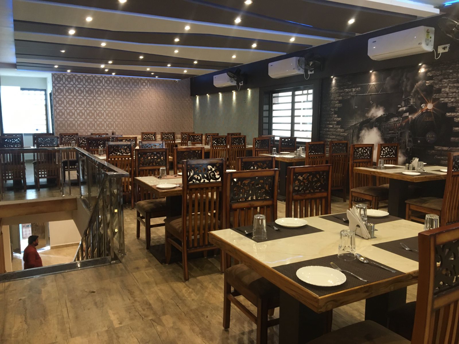 portfolio-hotelpoonamplaza-grobizz.in-3