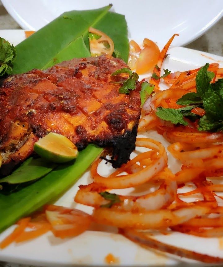 foodoverview-sandysguruhotelpeshwa-grobizz.in-1