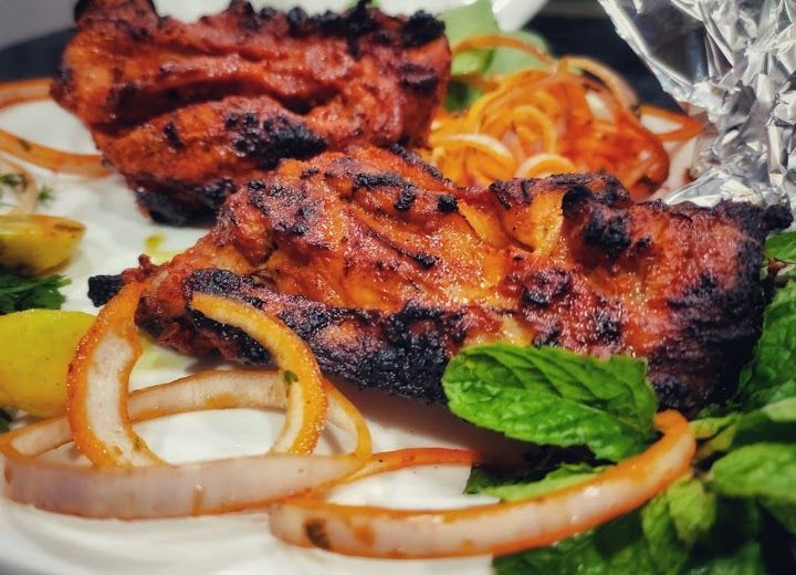 foodoverview-sandysguruhotelpeshwa-grobizz.in-6